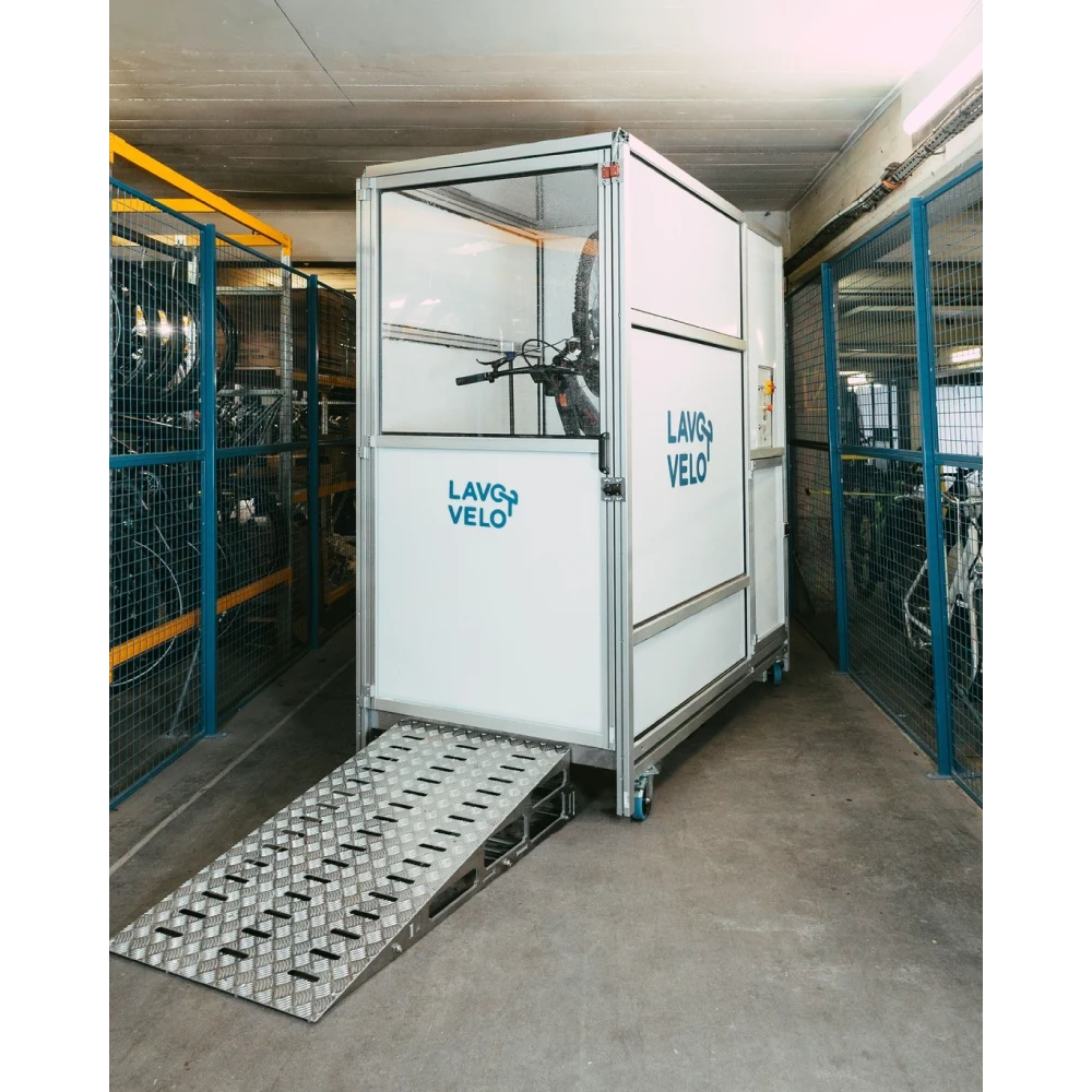 Nouvelles mobilités - vélos et trottinettes connectés